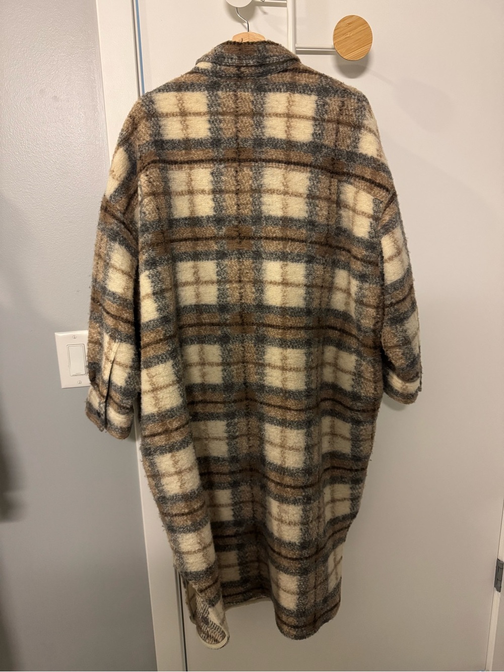 Isabel Marant Plaid Wool-Blend Overshirt Coat in Cream, Brown & Gray - Picture 2 of 10